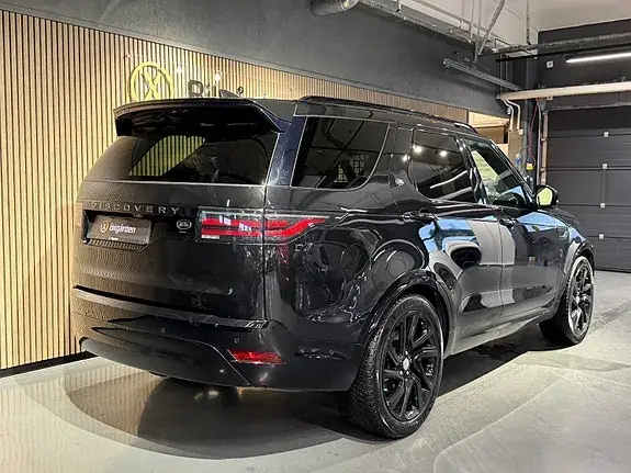 Land Rover Discovery 5 2023 photo 3