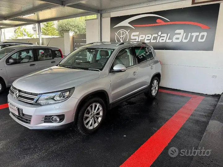 Volkswagen Tiguan 2012 photo 3