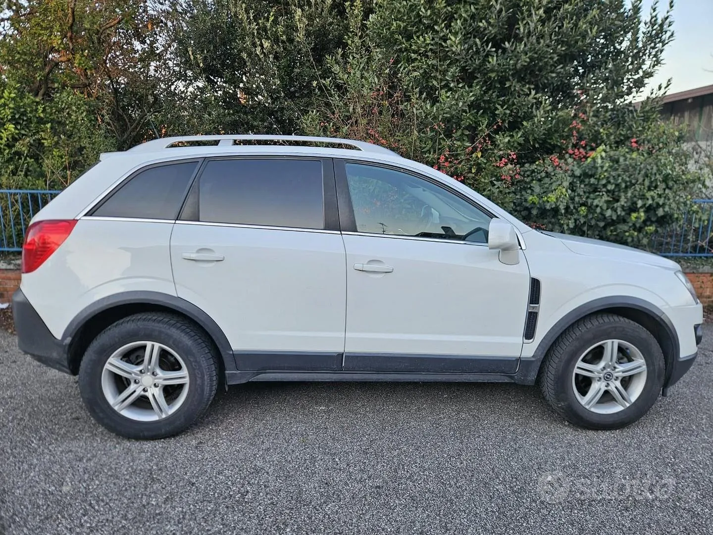 Opel Antara 2011 photo 5