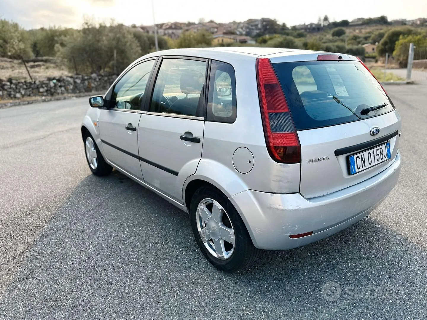 Ford Fiesta 2004 photo 5
