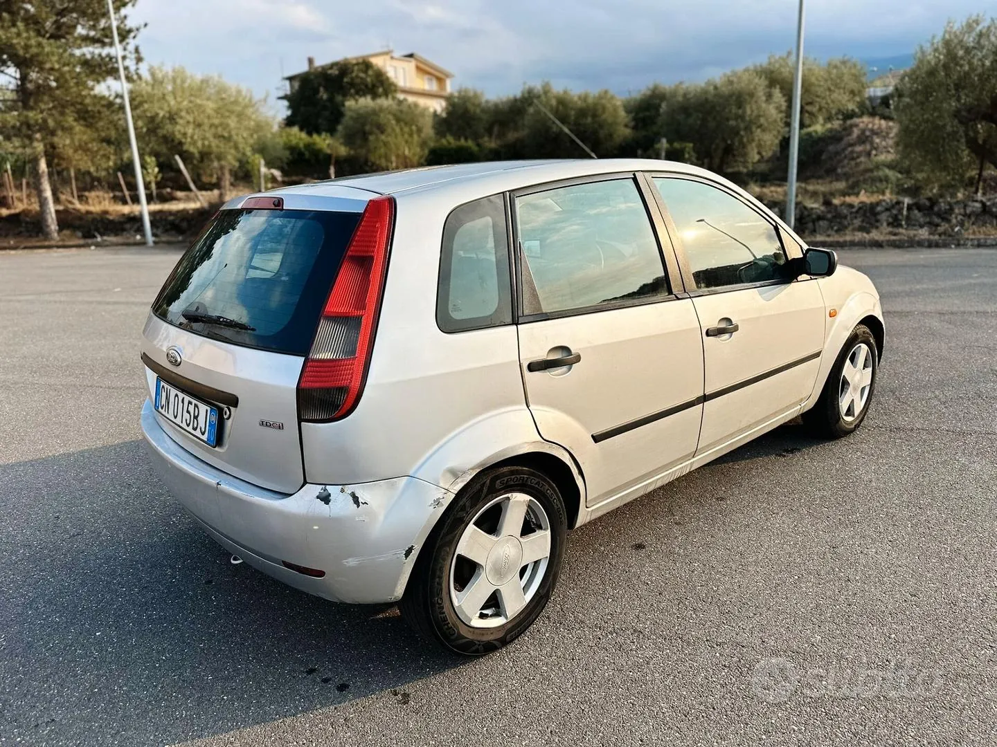 Ford Fiesta 2004 photo 3