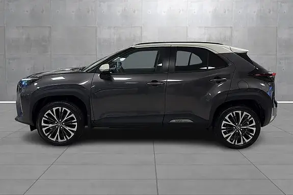 Toyota Yaris Cross 2023 photo 2