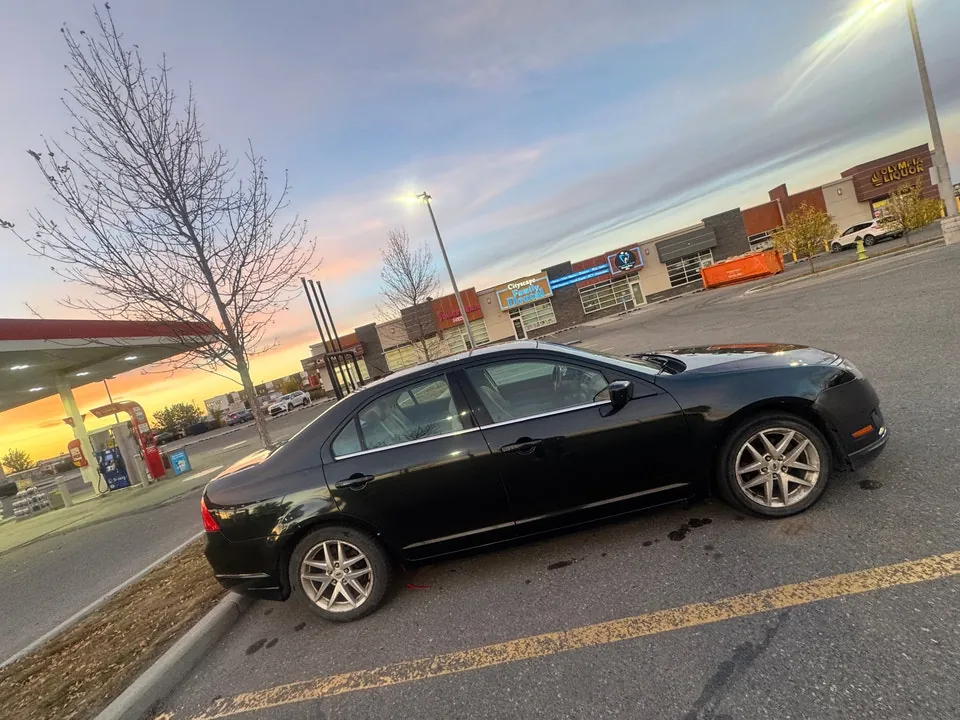 Ford Fusion 2010 photo 3