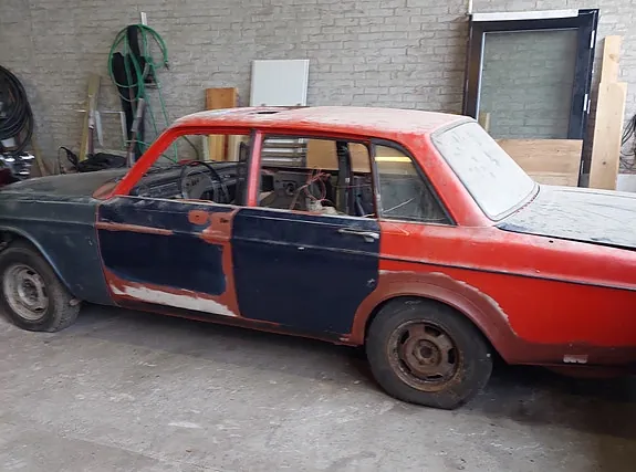 Volvo 164