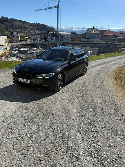 BMW 330E 2021 photo 2