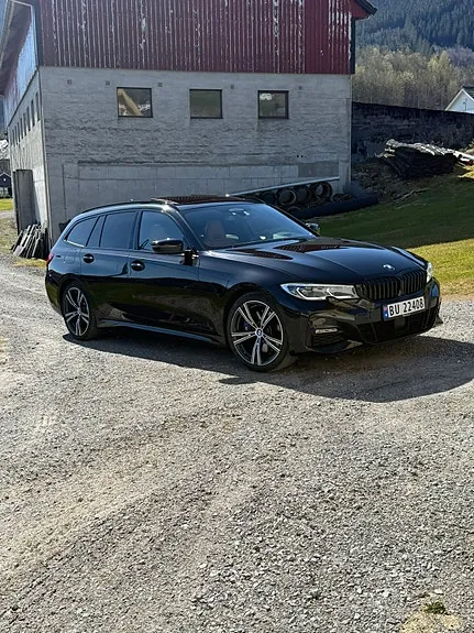 BMW 330E