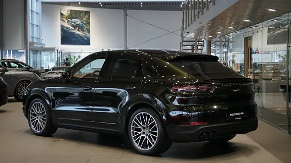 Porsche Cayenne Coupe 2023 photo 2