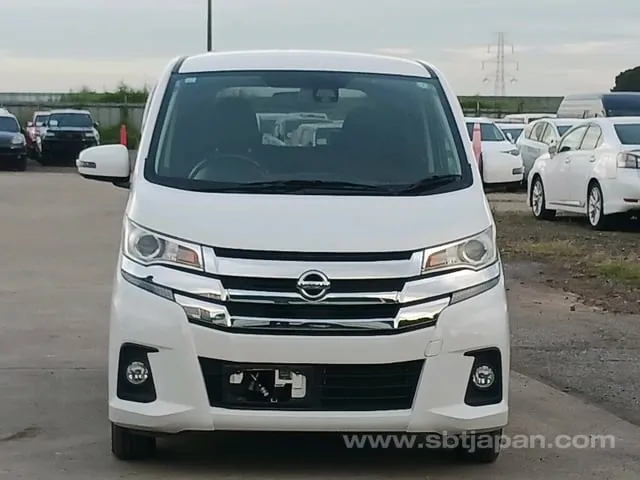 Nissan Dayz 2017 photo 2