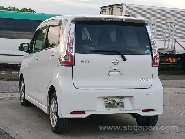 Nissan Dayz 2017 photo 5