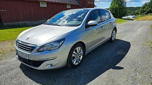 Peugeot 308 2015 photo 4