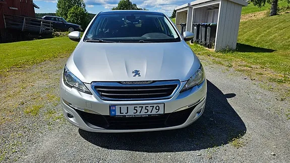 Peugeot 308 2015 photo 3