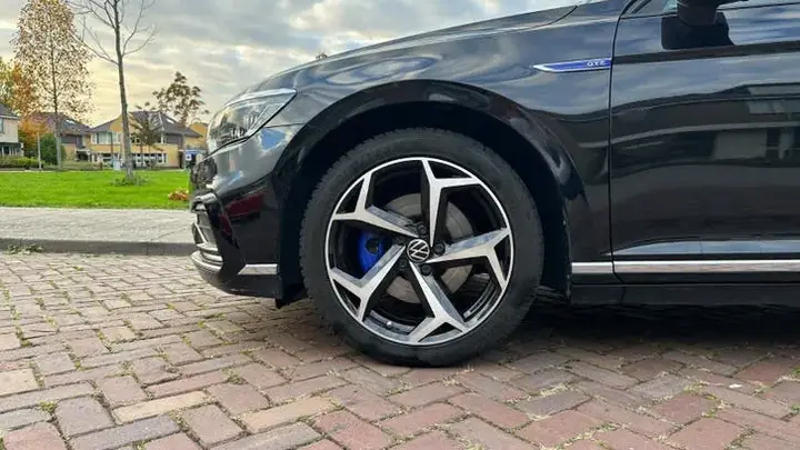 Volkswagen Passat 2020 photo 3