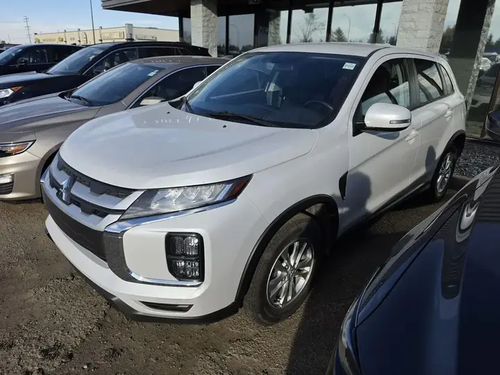 Mitsubishi Rvr 2024 photo 2