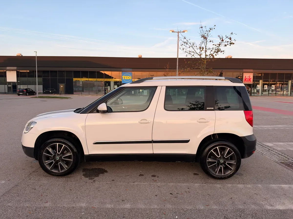 Skoda Yeti 2013 photo 2