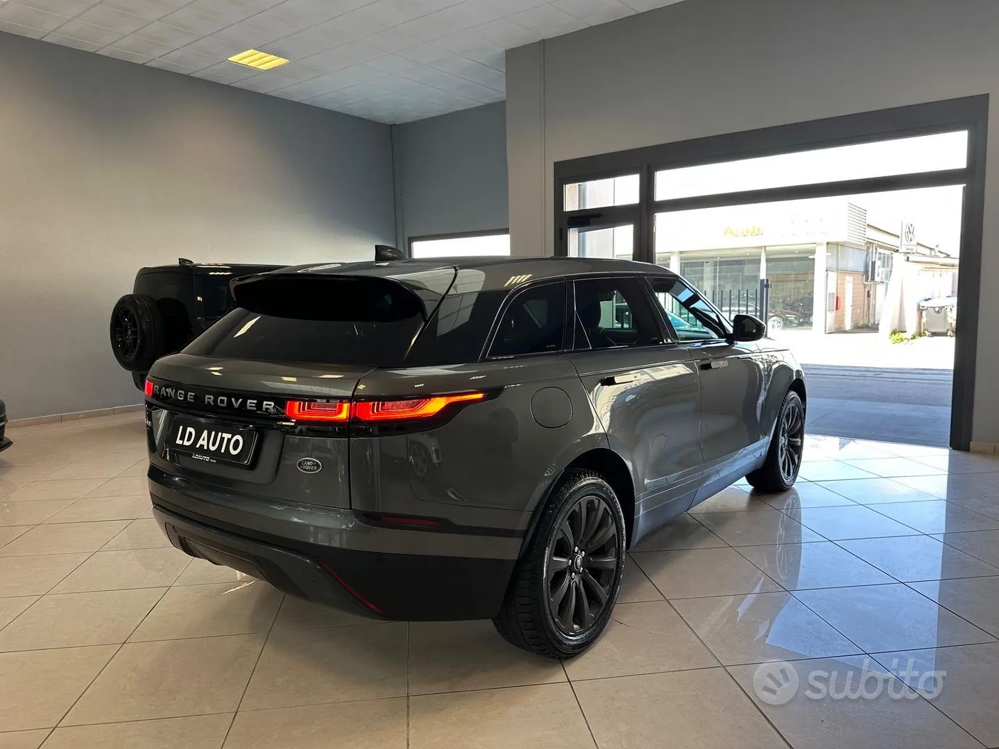 Land Rover Range Rover Velar 2018 photo 5