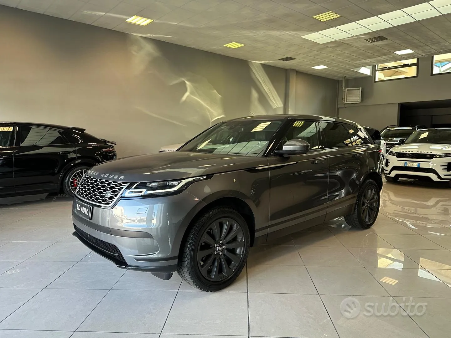 Land Rover Range Rover Velar 2018 photo 2