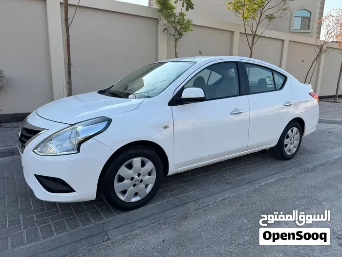 Nissan Sunny 2022 photo 4