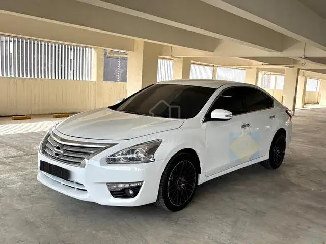 Nissan Teana