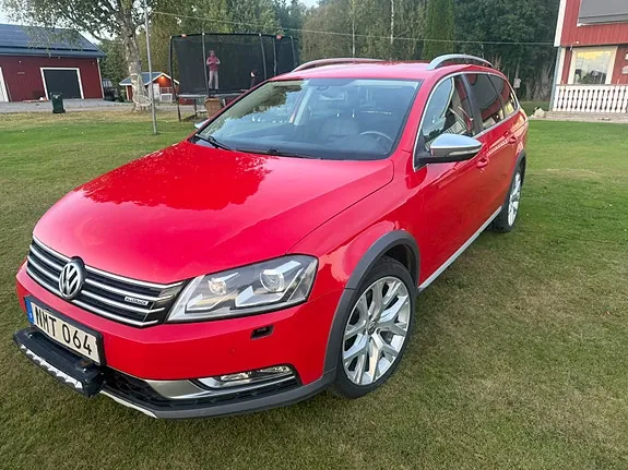 Volkswagen Passat Alltrack 2014 photo 2