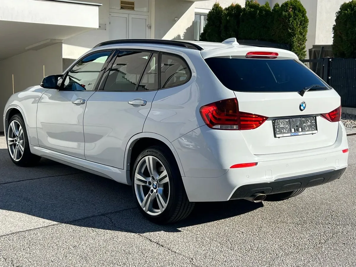 BMW X1 2012 photo 3