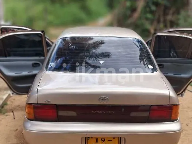 Toyota Corolla 1992 photo 3