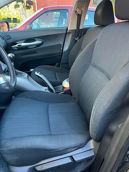 Toyota Auris 2008 photo 3