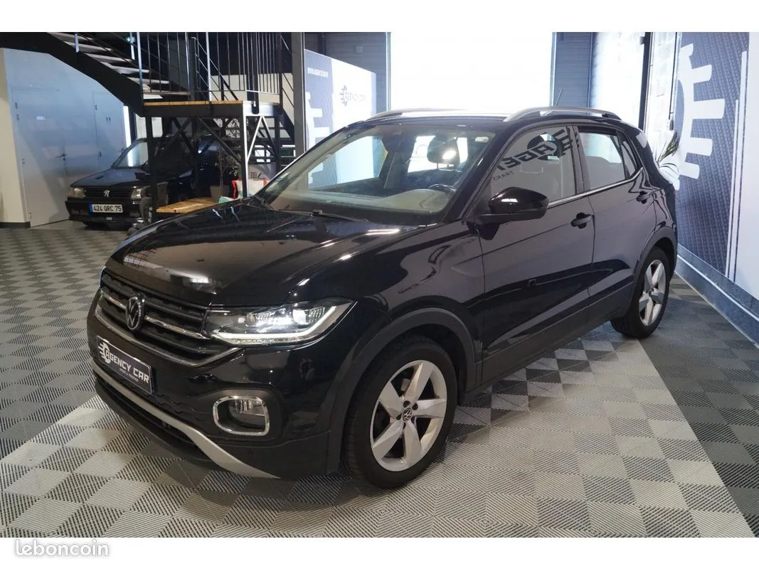 Volkswagen T-Cross 2021 photo 2