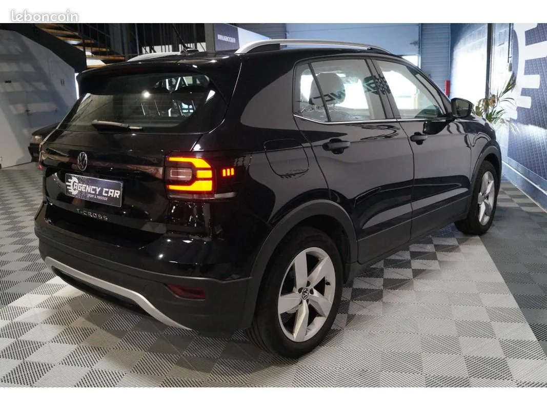 Volkswagen T-Cross 2021 photo 3