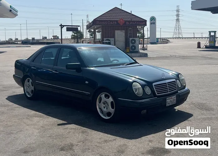 Mercedes-Benz E 400