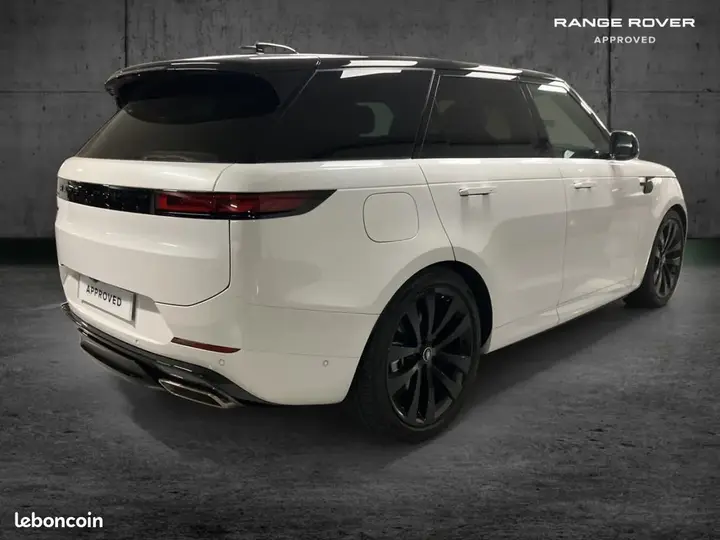 Land Rover Range Rover Sport 2024 photo 3