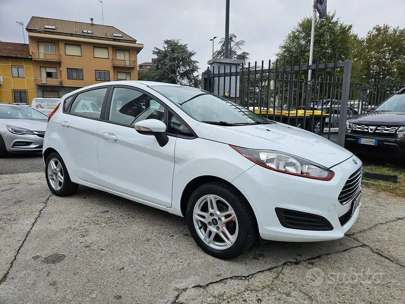 Ford Fiesta 2015 photo 3