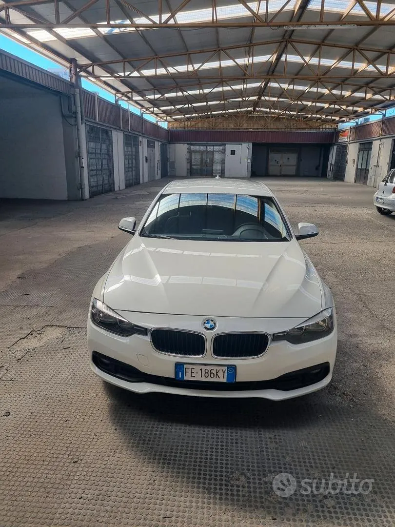 BMW 3 Series 2016 photo 2