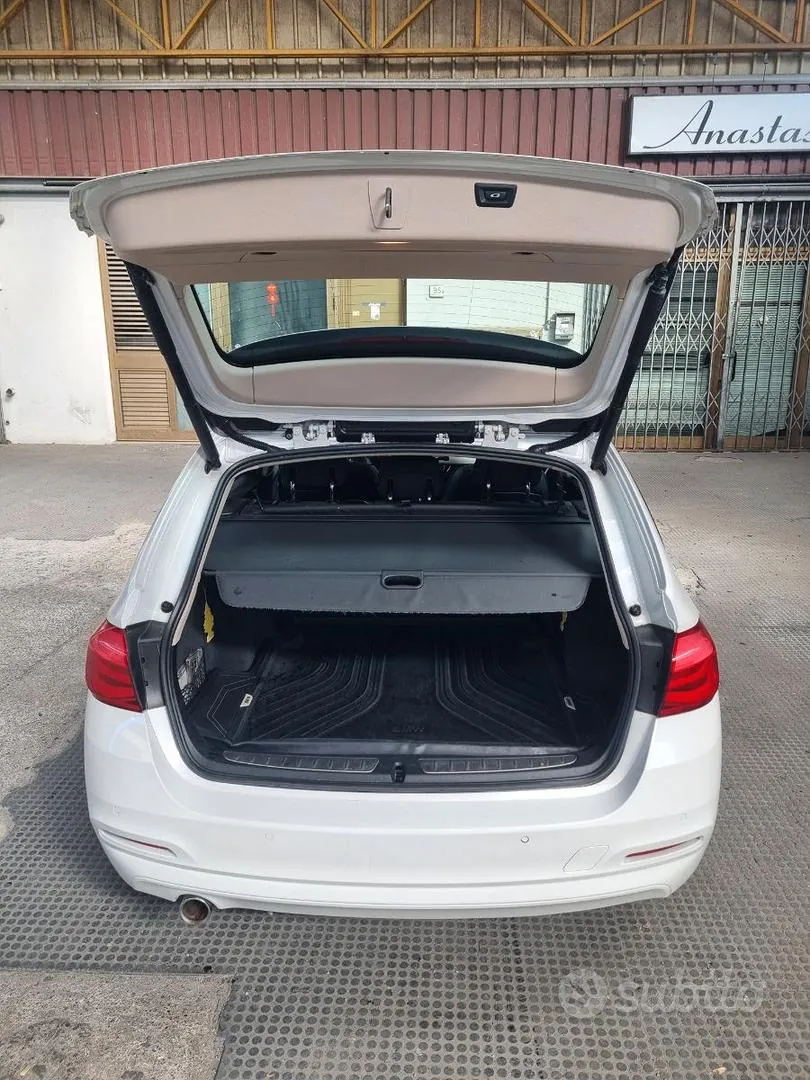 BMW 3 Series 2016 photo 5