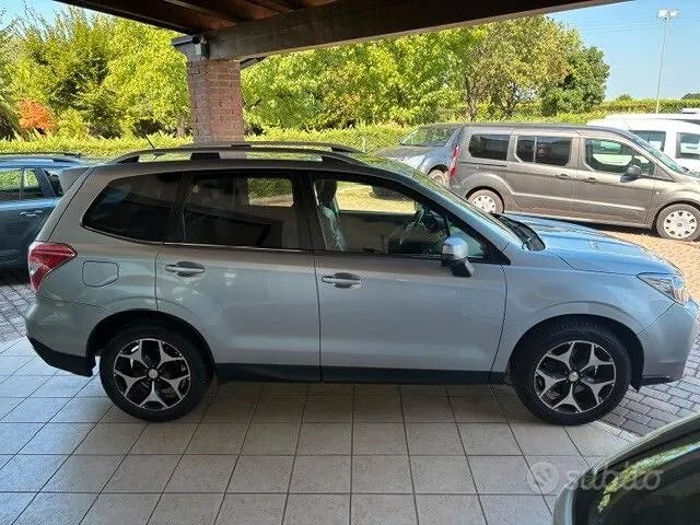 Subaru Forester 2015 photo 3