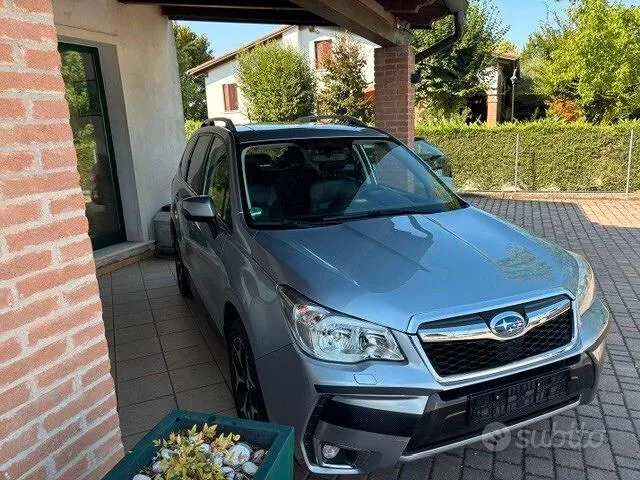 Subaru Forester 2015 photo 2
