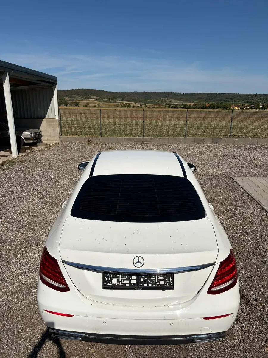 Mercedes-Benz E-Class 2018 photo 2