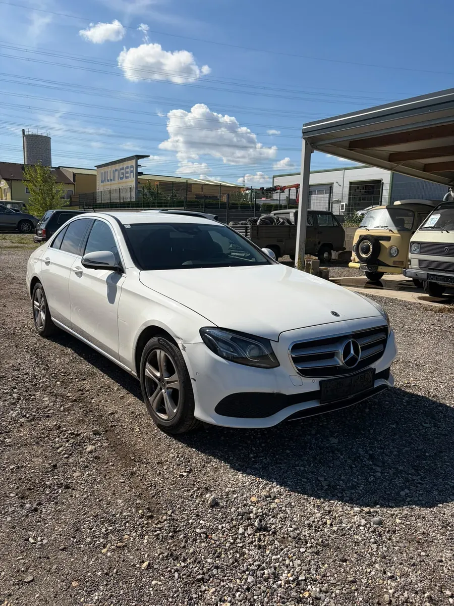 Mercedes-Benz E-Class 2018 photo 3