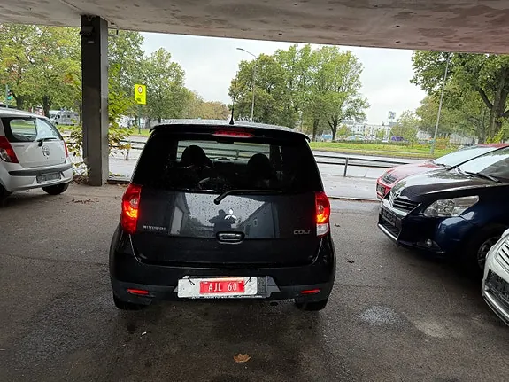 Mitsubishi Colt 2011 photo 4