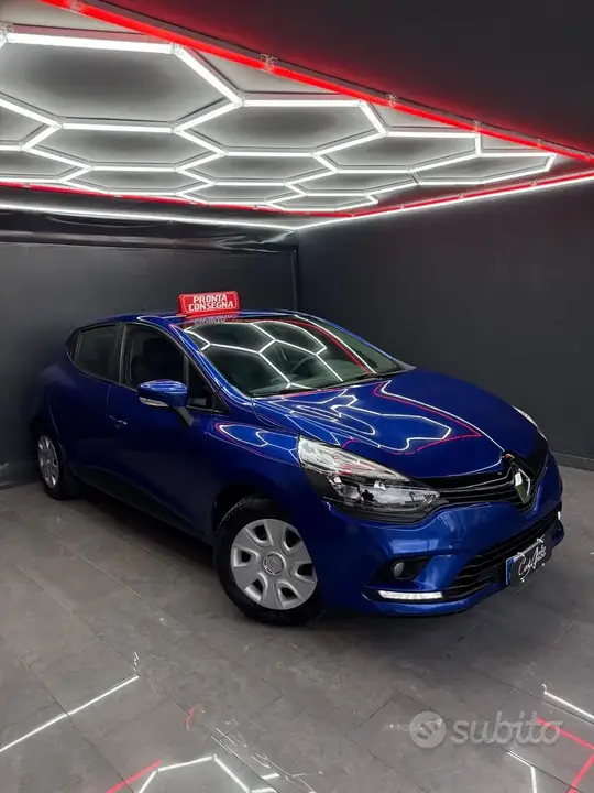 Renault Clio 2018 photo 2