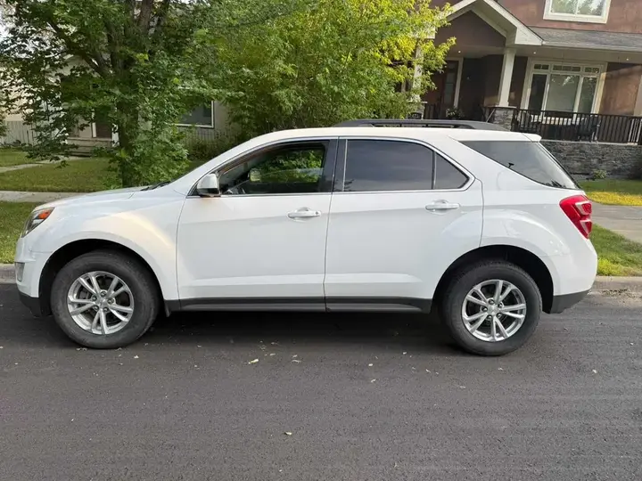 Chevrolet Equinox 2017 photo 2