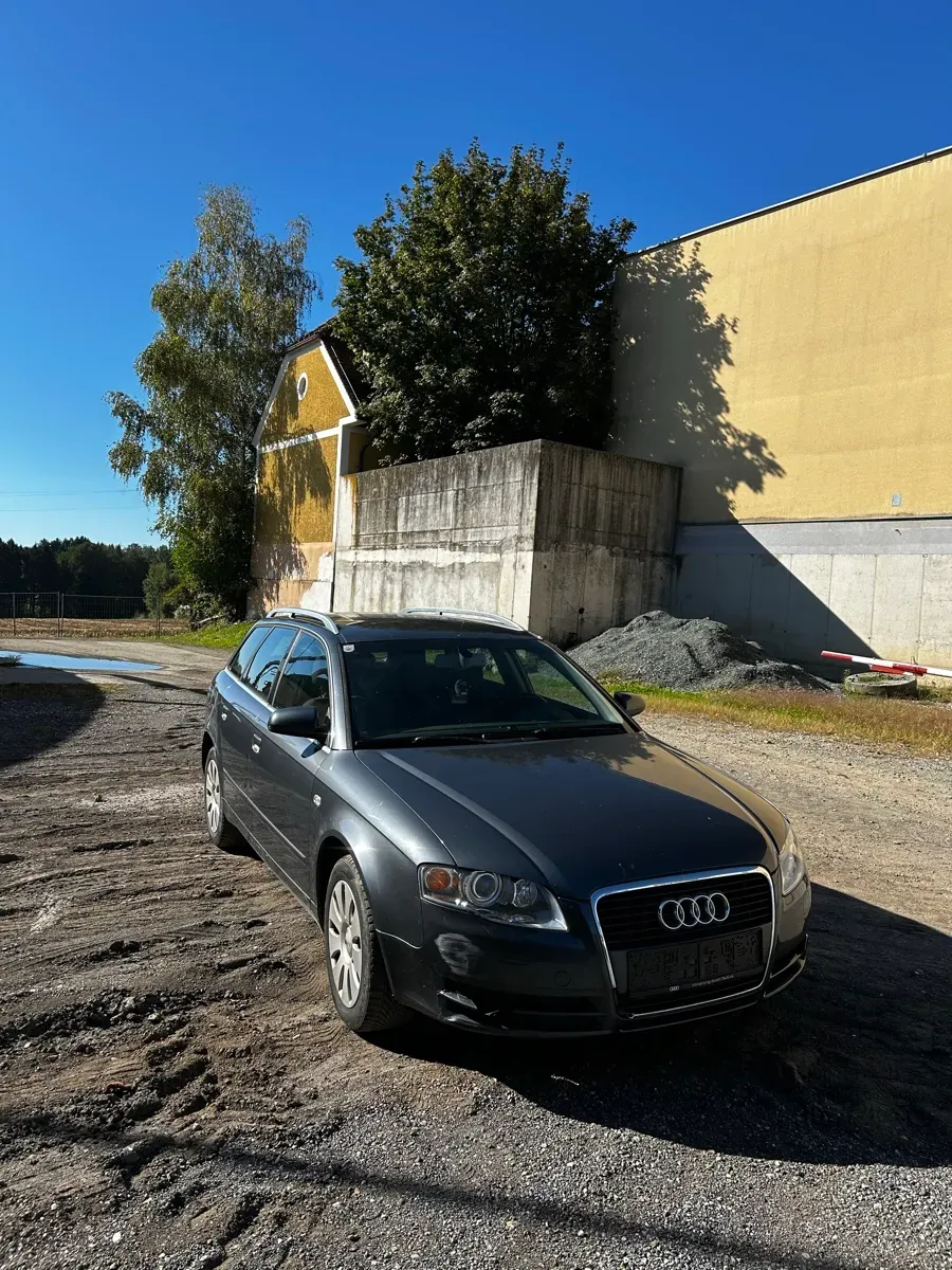 Audi A4 2006 photo 2
