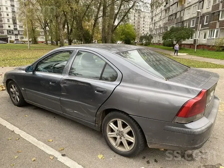 Volvo S60 2004 photo 4