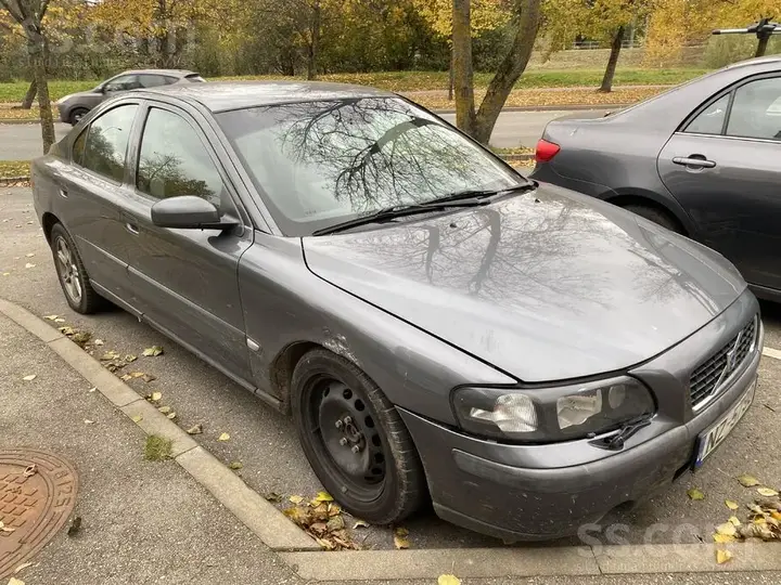 Volvo S60 2004 photo 3