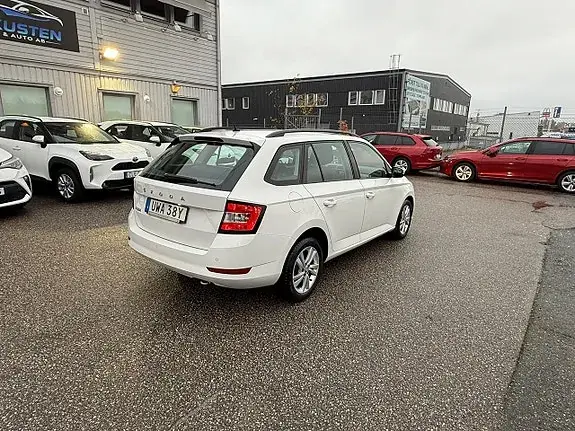 Skoda Fabia 2021 photo 5