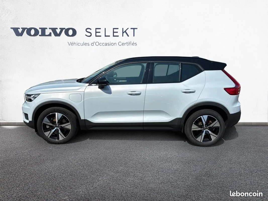 Volvo Xc40 2021 photo 2