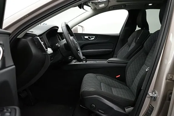 Volvo Xc60 2023 photo 5