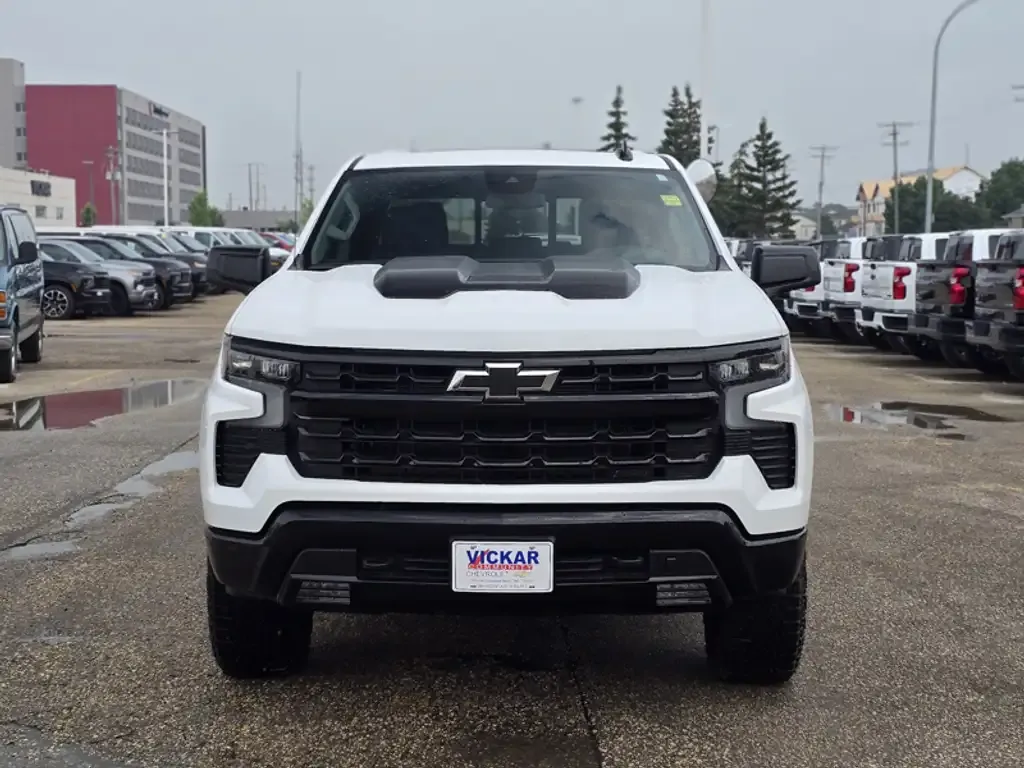 Chevrolet Silverado 1500 2026 photo 2