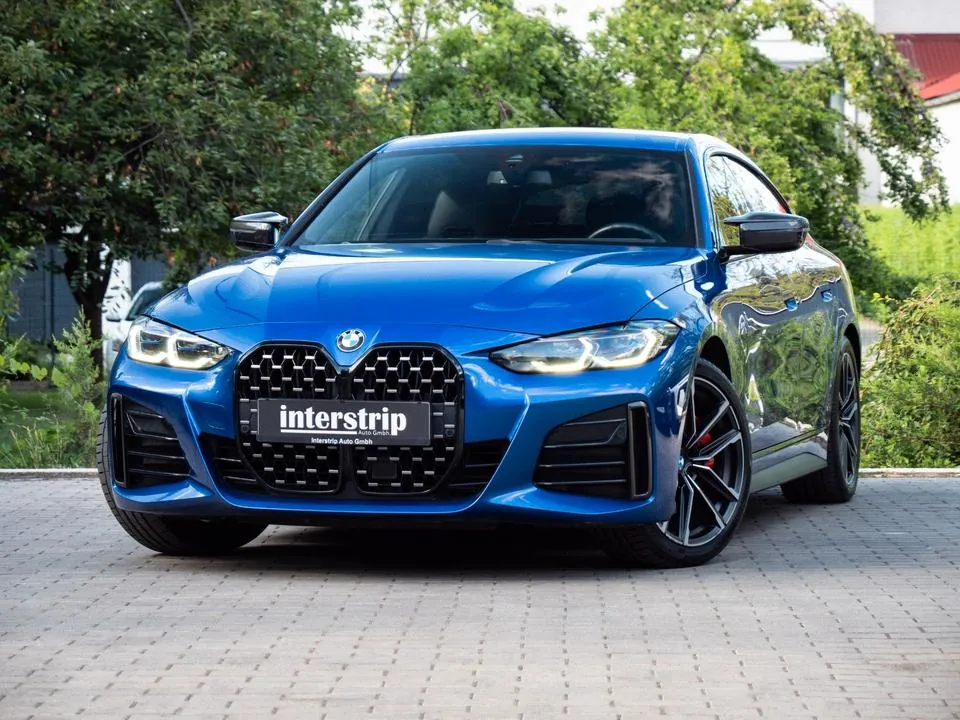 BMW M440I