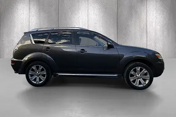 Mitsubishi Outlander 2010 photo 4