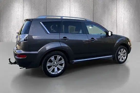 Mitsubishi Outlander 2010 photo 5